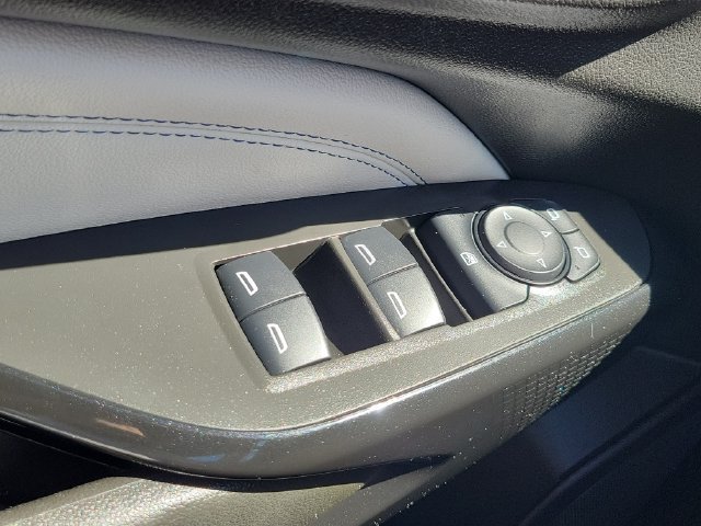 Used 2024 Chevrolet Trax LT FWD image 16