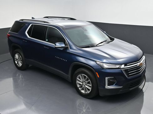 Used 2023 Chevrolet Traverse LT AWD/4WD image 44