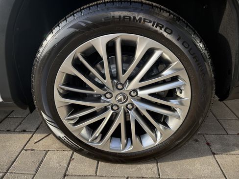 Used 2021 Lexus RX 350 AWD w/ Luxury Package image 5