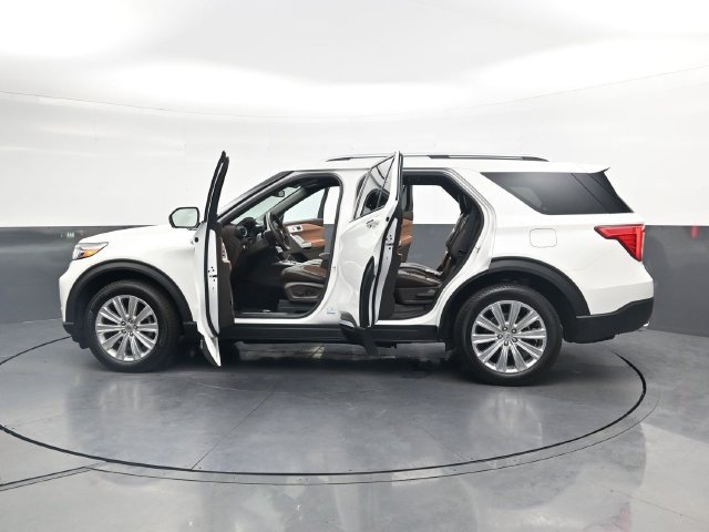 Used 2023 Ford Explorer King Ranch w/ Technology Package AWD/4WD image 44