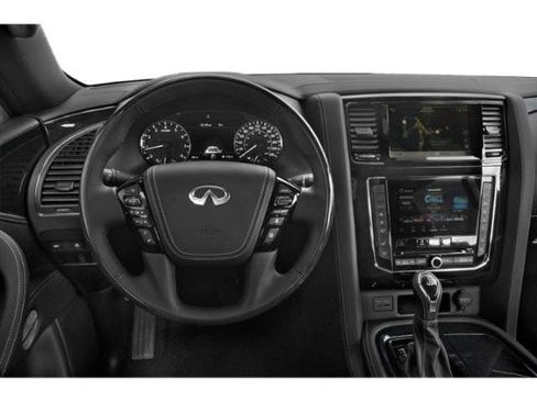 Used 2024 INFINITI QX80 Sensory AWD/4WD image 10