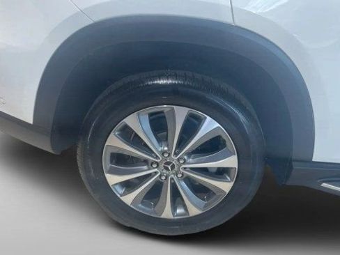 Used 2020 Mercedes-Benz GLE 350 w/ Premium Package image 22