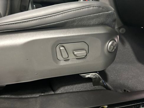 New 2026 Jeep Gladiator Sport image 36