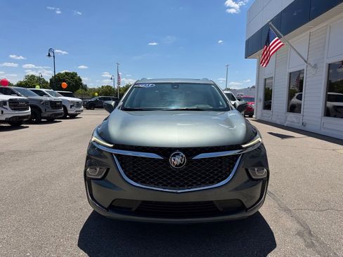 Certified 2023 Buick Enclave Avenir FWD image 2