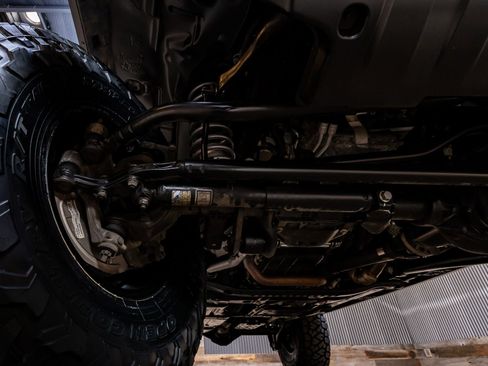 Used 2021 Jeep Wrangler Unlimited Sahara AWD/4WD image 14