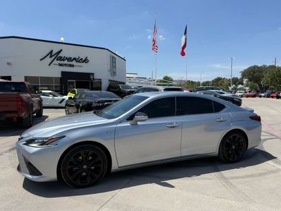 Used 2022 Lexus ES 300h F Sport w/ Accessory Package 2