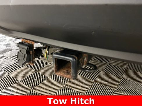 Used 2021 Ford Explorer XLT AWD/4WD image 13