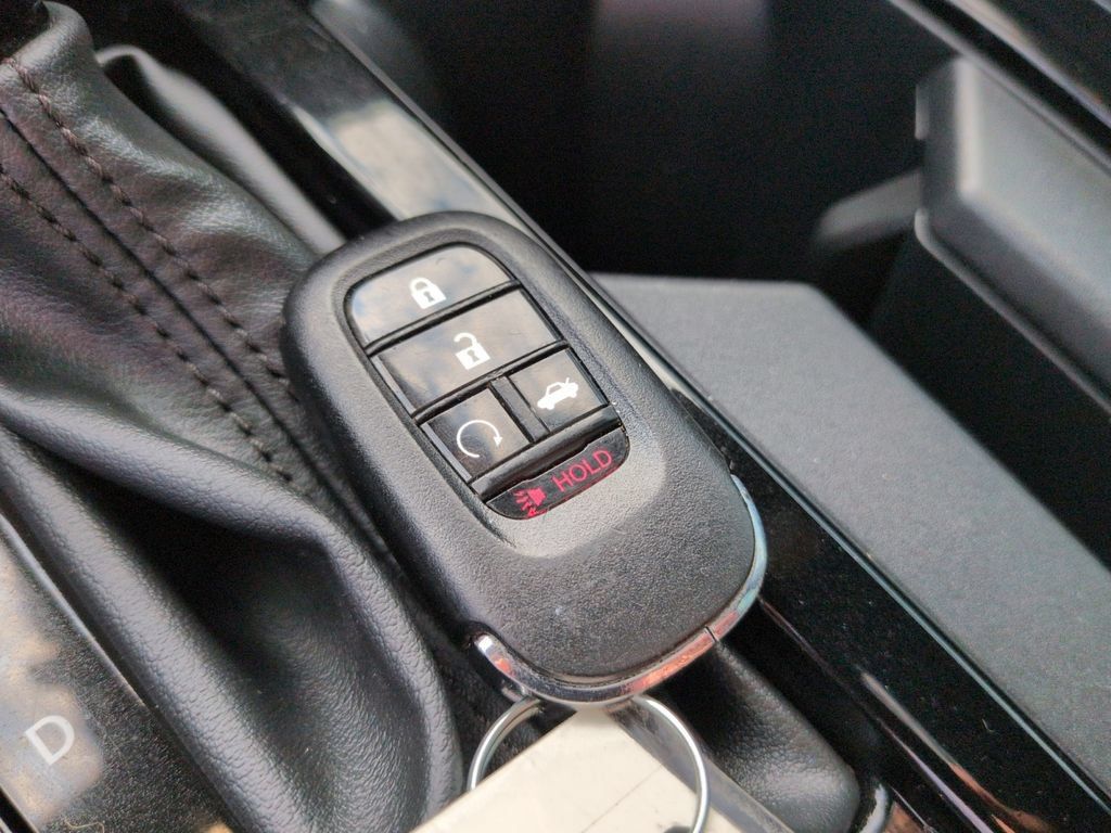 Used 2024 Honda Accord Sport image 29
