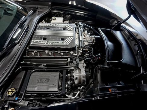 Used 2017 Chevrolet Corvette Z06 RWD image 16