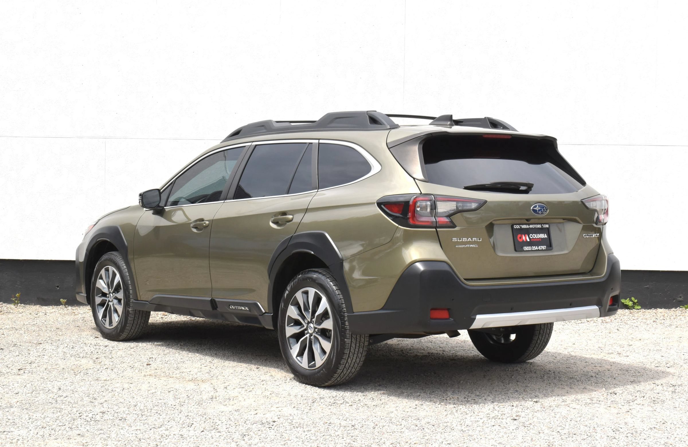 Used 2023 Subaru Outback Limited AWD/4WD image 40
