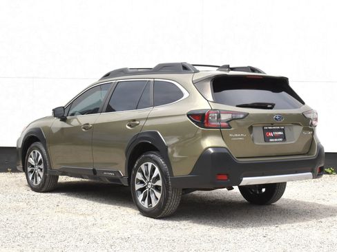 Used 2023 Subaru Outback Limited AWD/4WD image 40