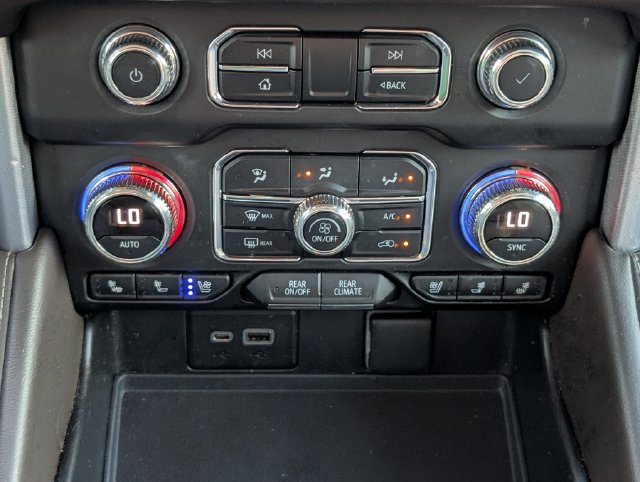 Used 2023 GMC Yukon XL SLT AWD/4WD image 20