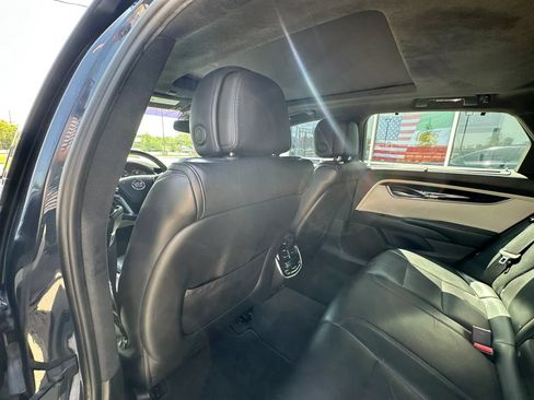 Used 2013 Cadillac XTS Platinum w/ Driver Assist Package FWD image 13