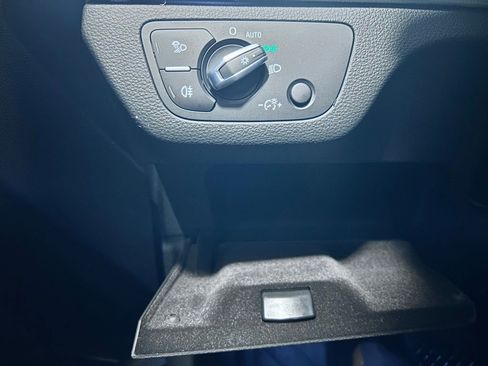 Used 2025 Audi Q5 2.0T Premium Plus w/ Premium Plus Package image 8