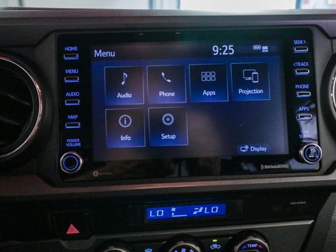 Used 2021 Toyota Tacoma TRD Sport w/ Technology Package RWD image 16