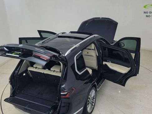 Used 2024 BMW X7 xDrive40i w/ Parking Assistance Package AWD/4WD image 93