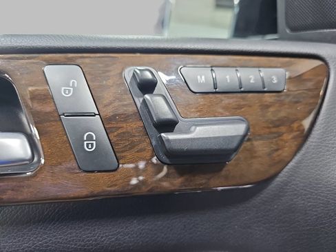 Used 2014 Mercedes-Benz ML 350 4MATIC image 35