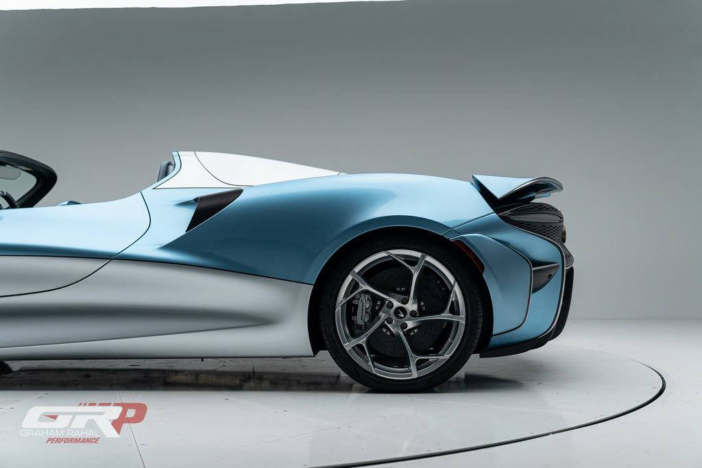 Used 2021 McLaren Elva RWD image 29