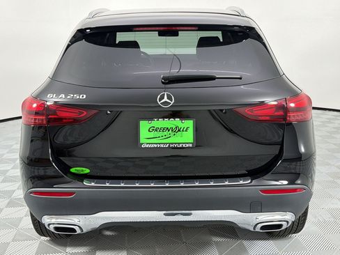 Used 2025 Mercedes-Benz GLA 250 image 10