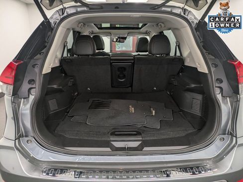 Used 2017 Nissan Rogue SL w/ SL Premium Package image 26