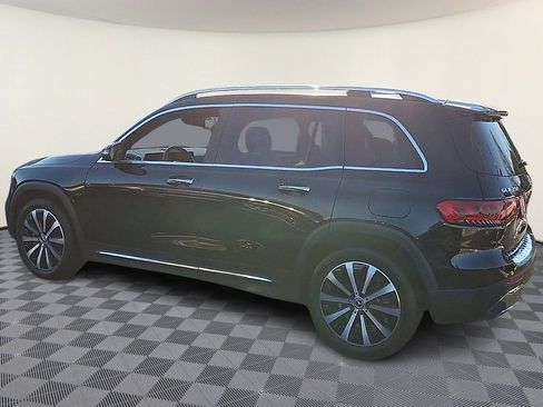 Used 2022 Mercedes-Benz GLB 250 4MATIC image 6