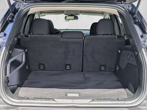 Used 2017 Jeep Cherokee Latitude w/ Comfort & Sound Group image 6