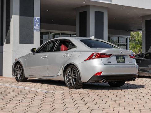 Used 2016 Lexus IS 200t image 40