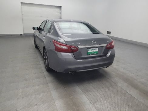 Used 2018 Nissan Altima 2.5 SV FWD image 5