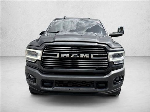 Used 2022 RAM 2500 Laramie AWD/4WD image 2