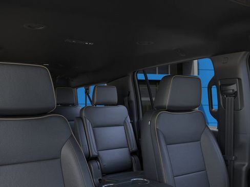 New 2025 Chevrolet Suburban Premier image 42