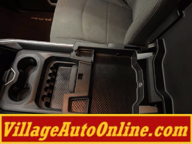 Used 2020 RAM 2500 Lone Star w/ Night Edition AWD/4WD image 17