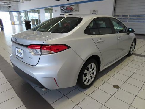 Used 2024 Toyota Corolla LE image 13
