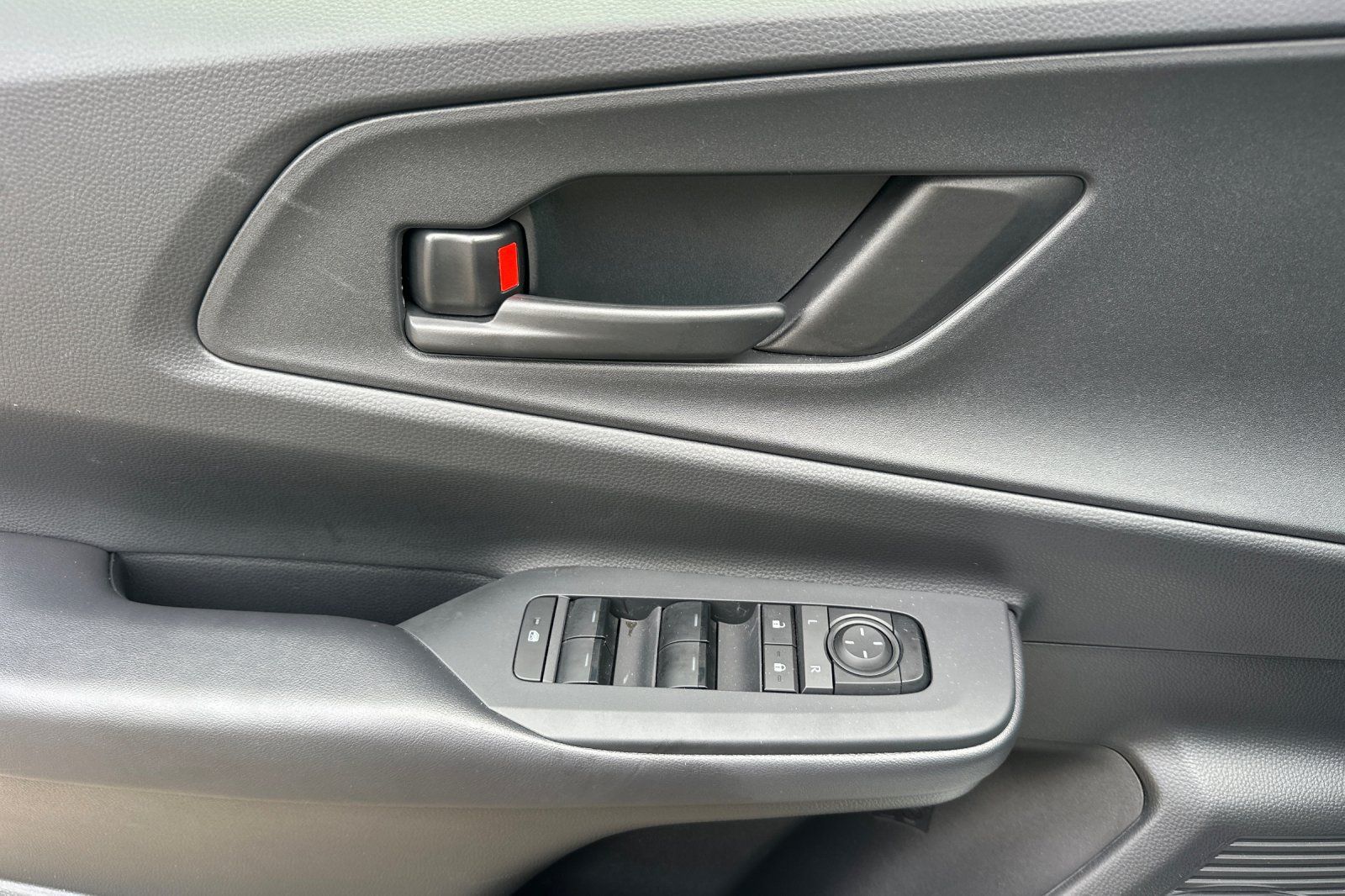 Certified 2026 Toyota Prius Plug-In Hybrid FWD image 12