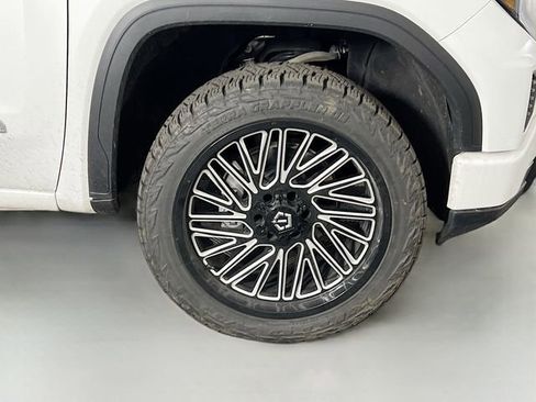 Used 2024 GMC Sierra 1500 Elevation w/ X31 Off-Road Package image 37
