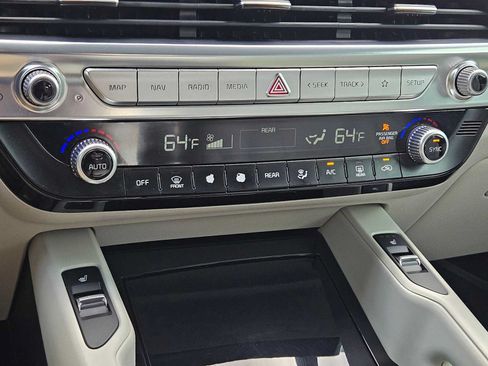 Used 2022 Kia Telluride S FWD image 31