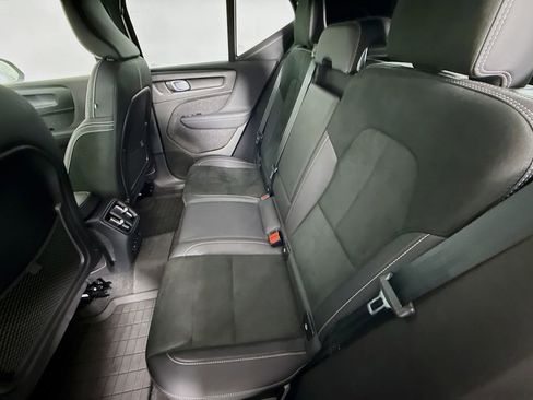Used 2023 Volvo XC40 Recharge Ultimate AWD/4WD image 25