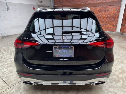 New 2025 Mercedes-Benz GLC 350e 4MATIC image 4