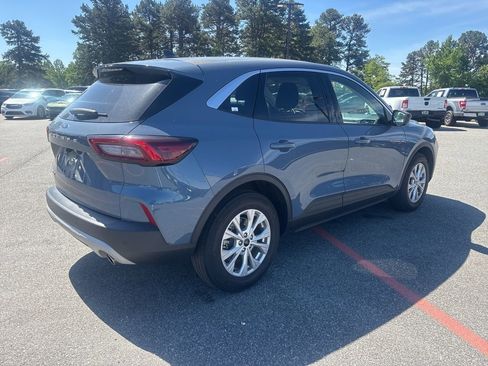 Used 2024 Ford Escape Active w/ Tech Pack #1 FWD image 7