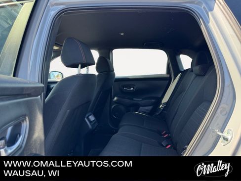 Used 2024 Honda HR-V Sport image 11