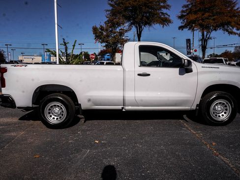 New 2025 Chevrolet Silverado 1500 W/T image 8