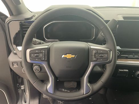 New 2026 Chevrolet Silverado 1500 LT w/ All Star Edition Plus AWD/4WD image 11