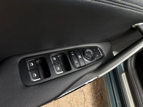 Used 2022 Kia Stinger GT1 image 37