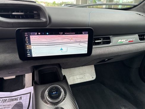 New 2023 Maserati MC20 Coupe RWD image 12