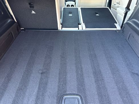 Certified 2025 Mercedes-Benz GLB 250 4MATIC image 14
