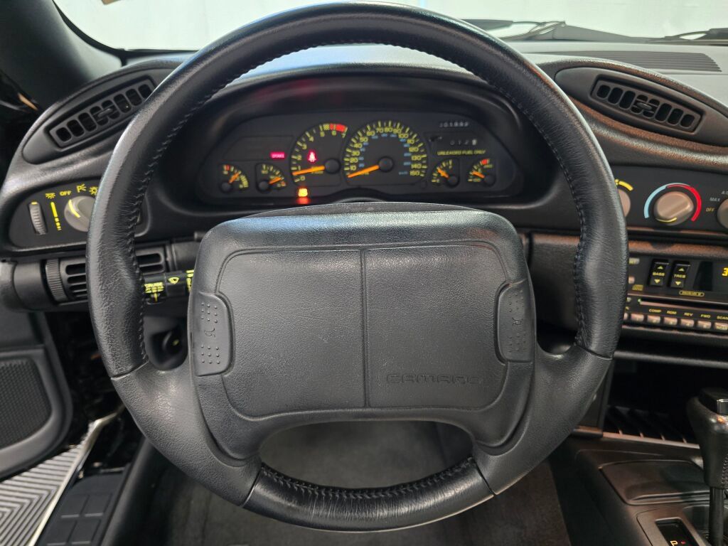 Used 1993 Chevrolet Camaro Z28 RWD image 61