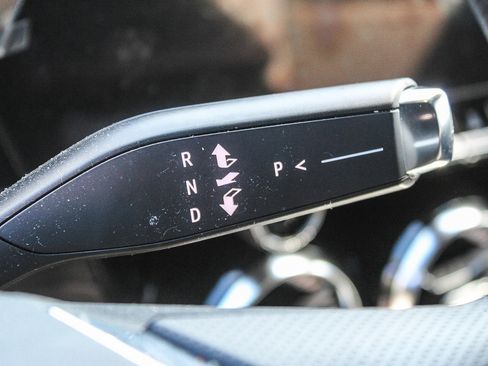 Used 2025 Chevrolet Blazer EV LT image 19