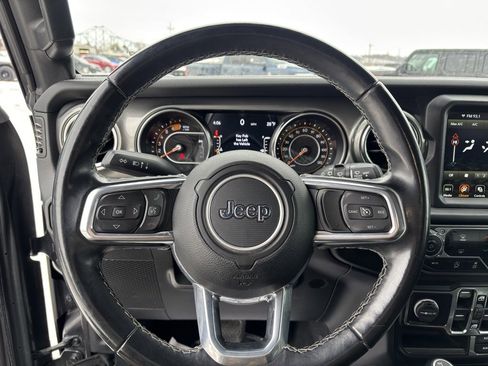 Used 2021 Jeep Wrangler Unlimited Sahara w/ Uconnect 4C Nav & Sound Group image 15