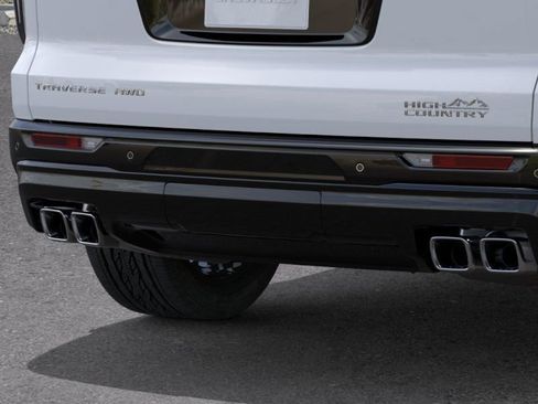 New 2026 Chevrolet Traverse High Country AWD/4WD image 14