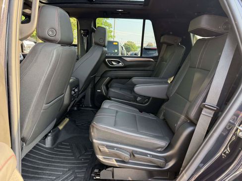 Used 2023 Chevrolet Tahoe RST w/ Luxury Package AWD/4WD image 13