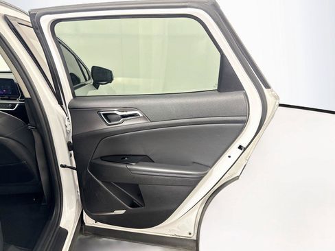 Used 2023 Kia Sportage SX FWD image 14